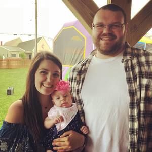 Meet your Posher, Alyson